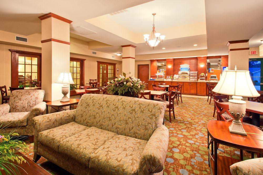 Holiday Inn Express & Suites - Enterprise By Ihg Exterior foto