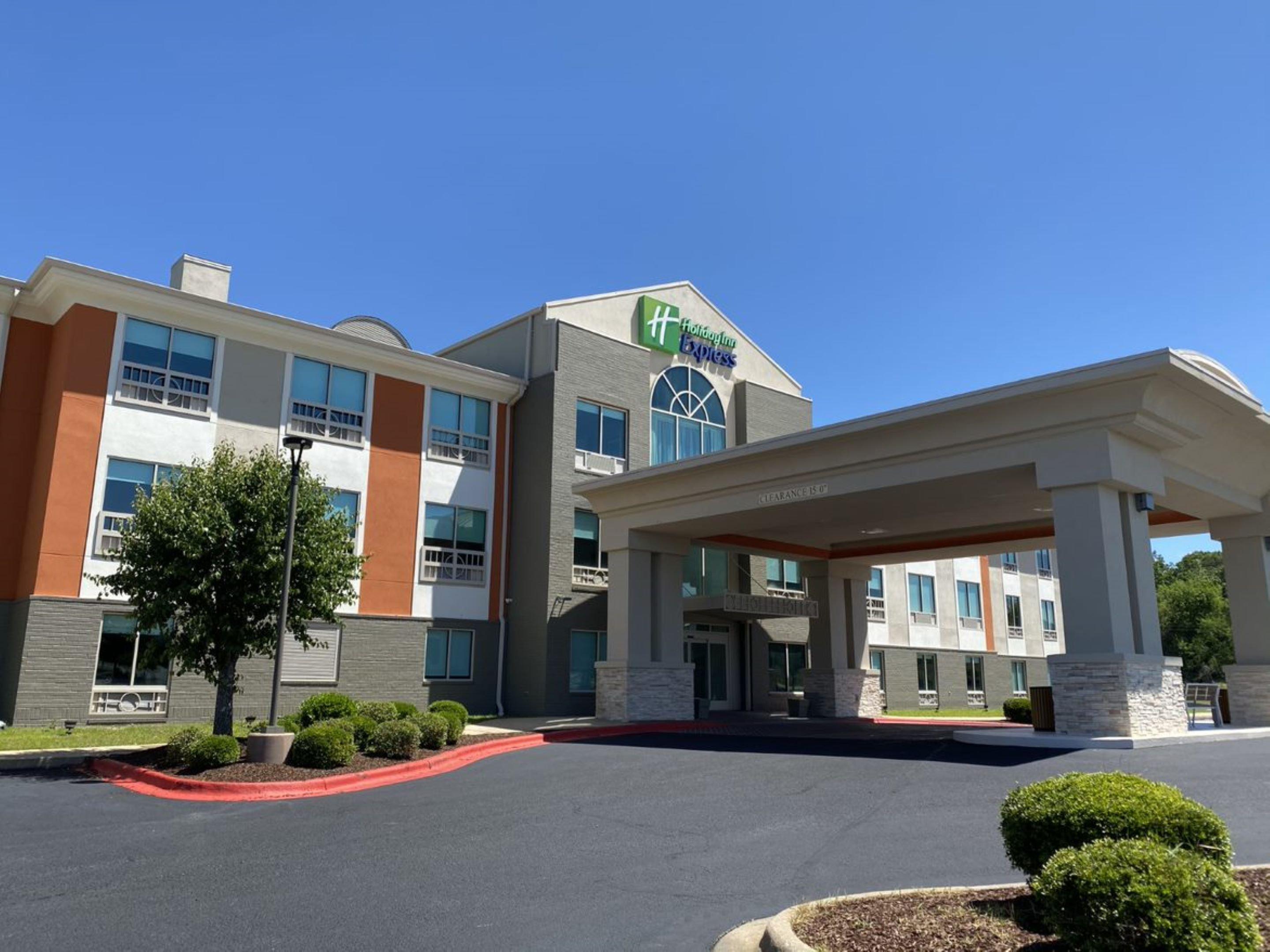 Holiday Inn Express & Suites - Enterprise By Ihg Exterior foto