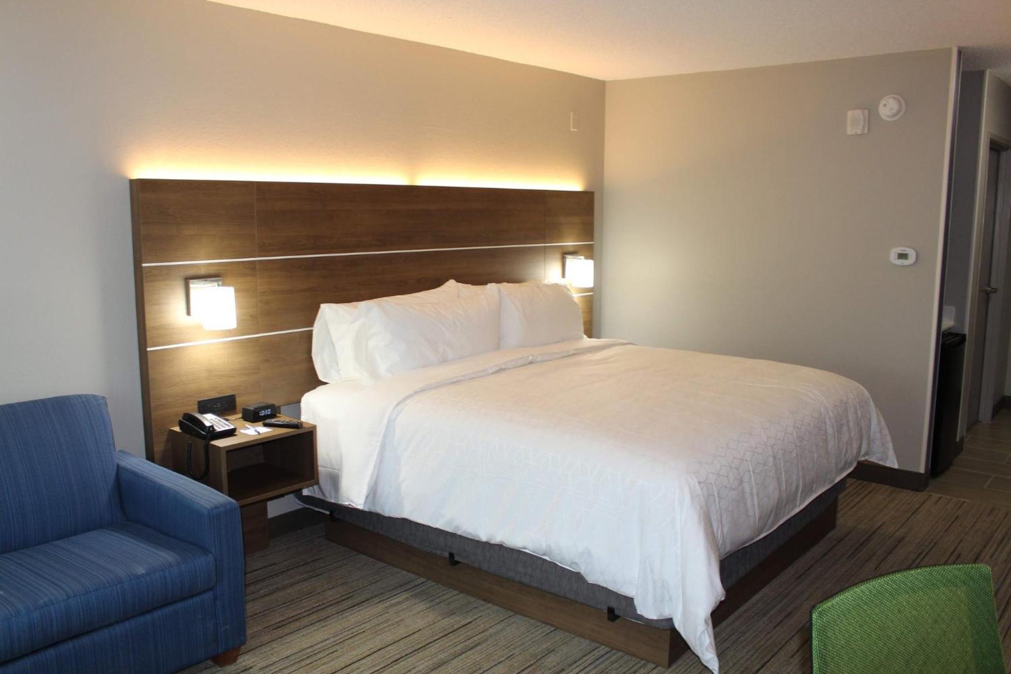 Holiday Inn Express & Suites - Enterprise By Ihg Exterior foto
